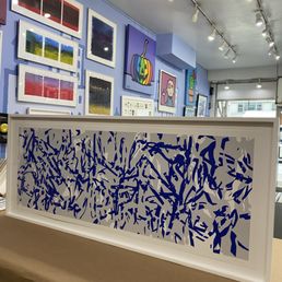 Picture frame showcase